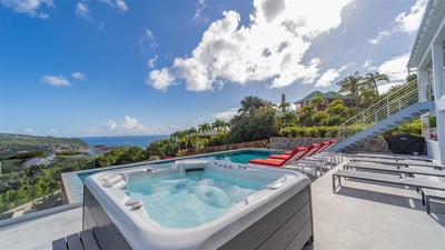 Jacuzzi