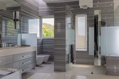 Luxury Villa Photo #23