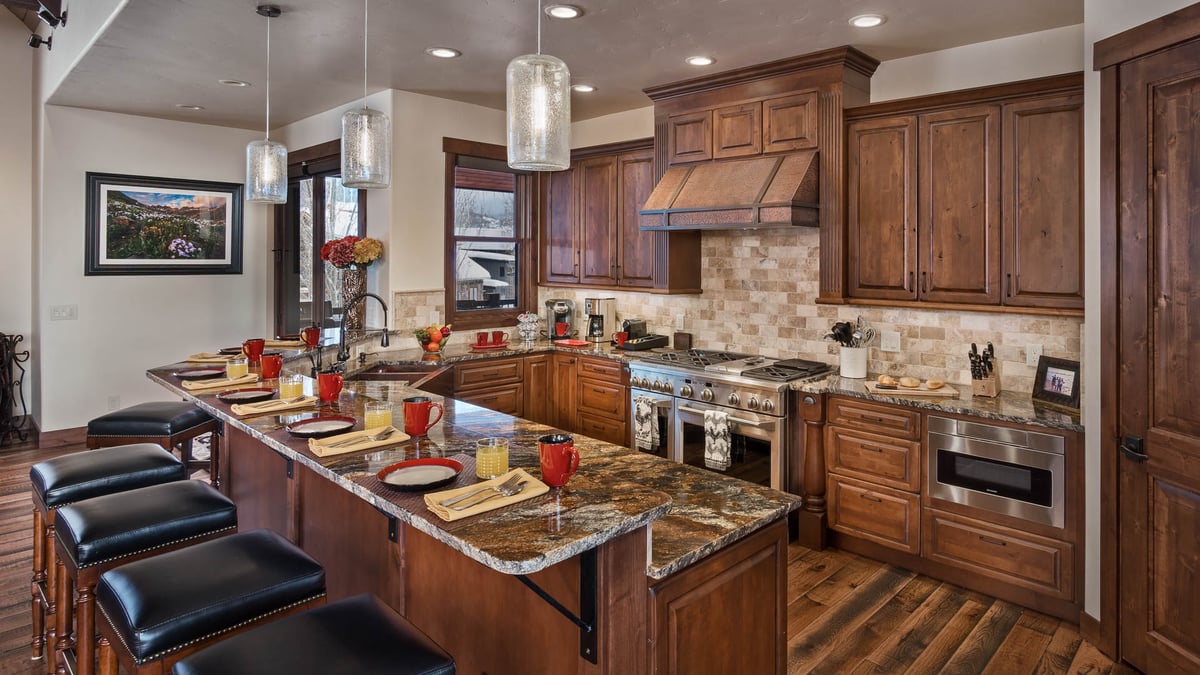 Appaloosa Mountain Lodge