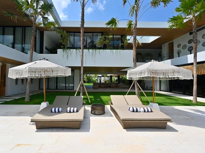 Luxury Villa Photo #8