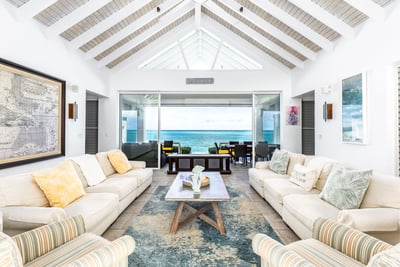 Luxury Villa Photo #15