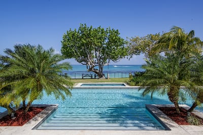 Luxury Villa Photo #2