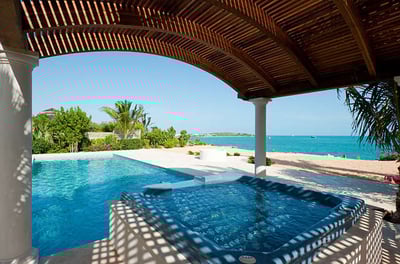 Luxury Villa Photo #14