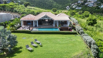 Luxury Villa Photo #13