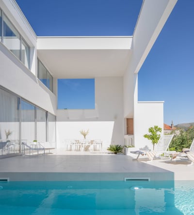 Luxury Villa Photo #16