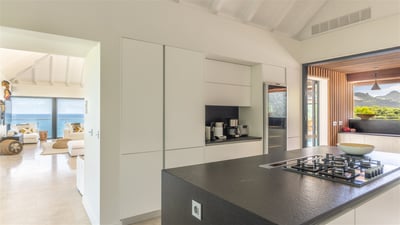 Luxury Villa Photo #36