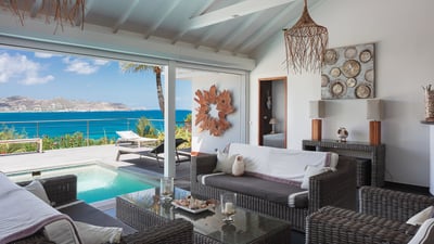 Luxury Villa Photo #18