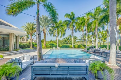 Luxury Villa Photo #7