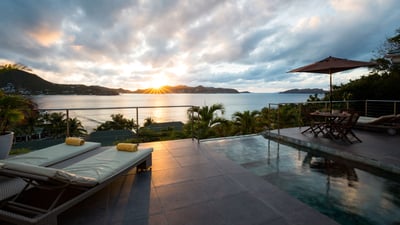 Luxury Villa Photo #11