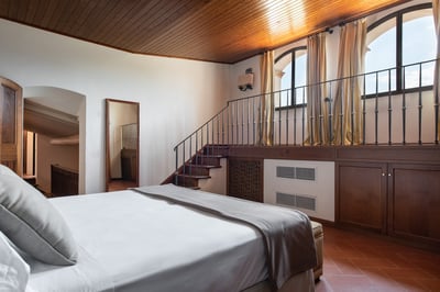 Luxury Villa Photo #30