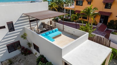 Luxury Villa Photo #5