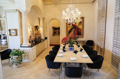 Luxury Villa Photo #16