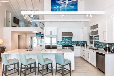 Luxury Villa Photo #22