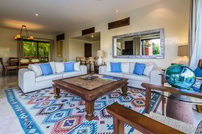 Luxury Villa Photo #5