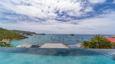 Pool & Terrace