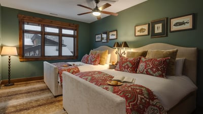 Double queen suite