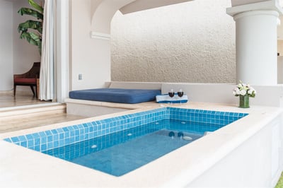 Luxury Villa Photo #15