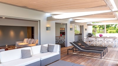 Luxury Villa Photo #29