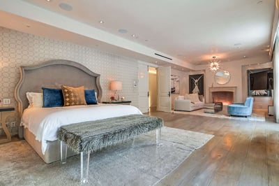 Luxury Villa Photo #35