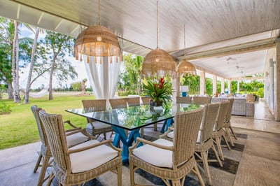 Luxury Villa Photo #9