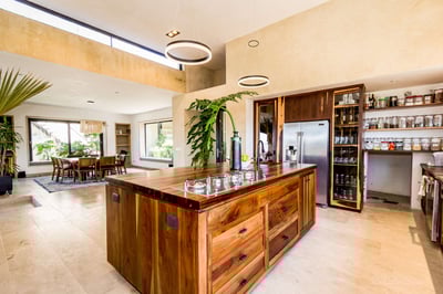 Luxury Villa Photo #23