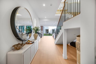 Luxury Villa Photo #2