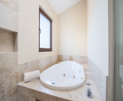 Luxury Villa Photo #35