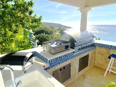 Luxury Villa Photo #14