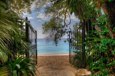 Luxury Villa Photo #6