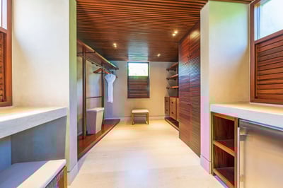 Luxury Villa Photo #31
