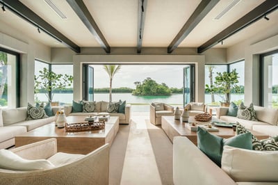 Luxury Villa Photo #21