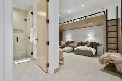 Luxury Villa Photo #30