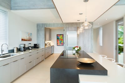 Luxury Villa Photo #6