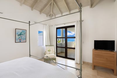 Luxury Villa Photo #38