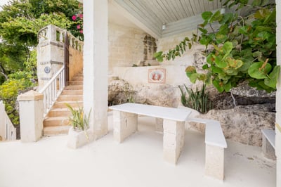Luxury Villa Photo #10
