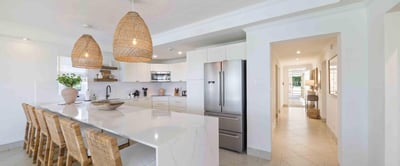 Luxury Villa Photo #12