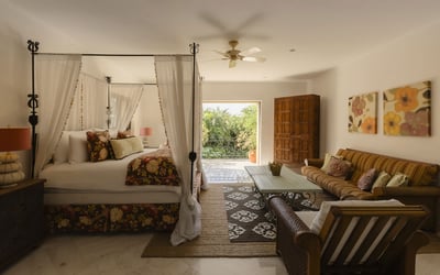 Luxury Villa Photo #64