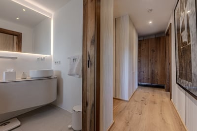 Luxury Villa Photo #49