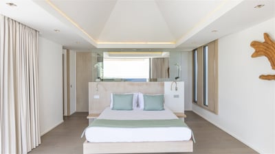 Luxury Villa Photo #52