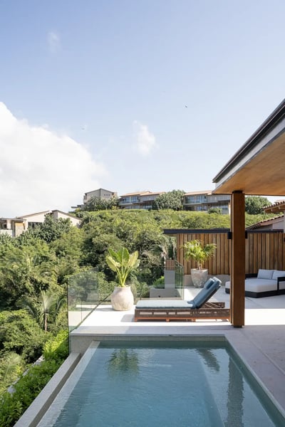 Luxury Villa Photo #5