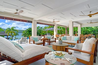 Luxury Villa Photo #11