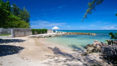 Luxury Villa Photo #2