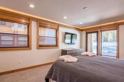 Luxury Villa Photo #30