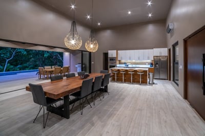 Luxury Villa Photo #9