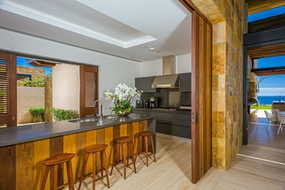 Luxury Villa Photo #30