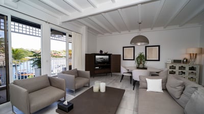 Luxury Villa Photo #7