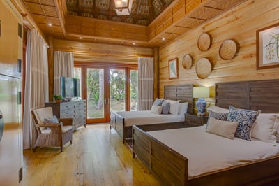Luxury Villa Photo #29
