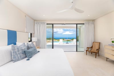 Luxury Villa Photo #8