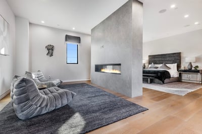 Luxury Villa Photo #32