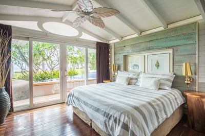 Luxury Villa Photo #21